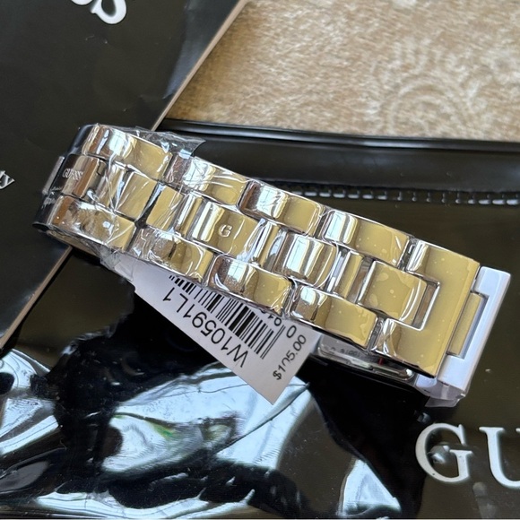 Brand New GUESS White & Silver Tone Watch Modern Square Analog Dial Y2K main image 12